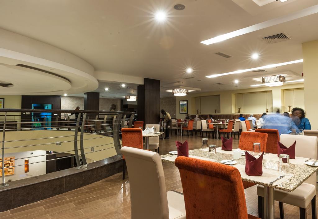 Acacia Premier Hotel 키수무 외부 사진