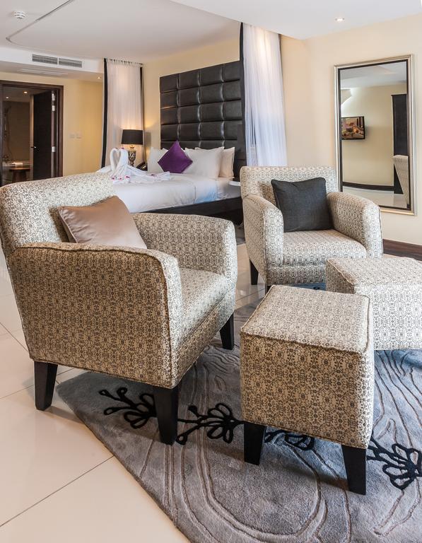 Acacia Premier Hotel 키수무 외부 사진