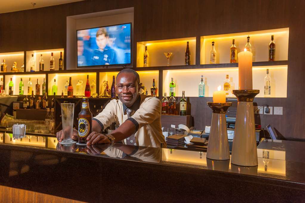 Acacia Premier Hotel 키수무 레스토랑 사진